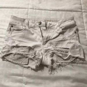 American Eagle white jean shorts!